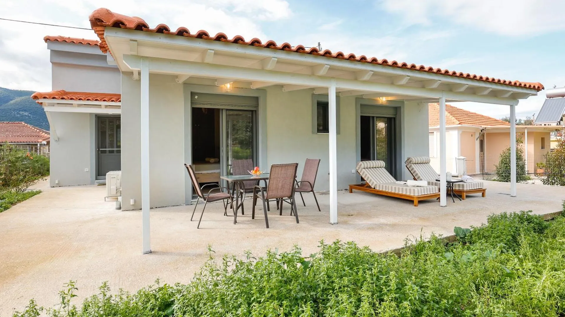 Villa Theoni Sami